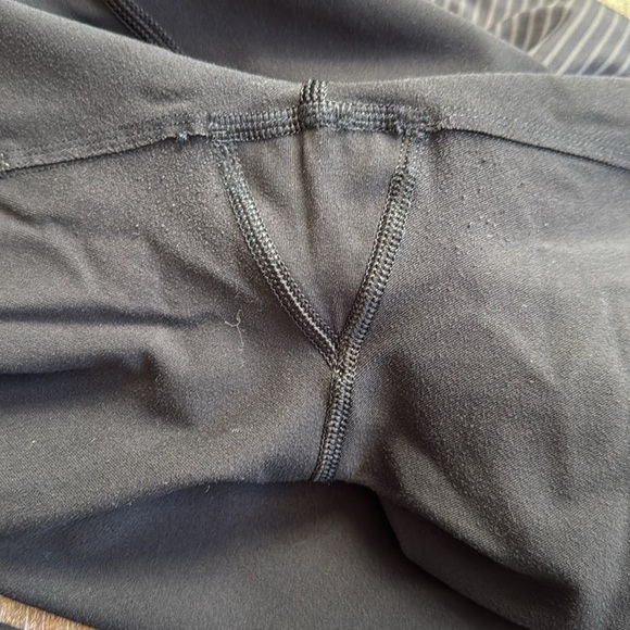 Lululemon | Ruffle/ Ruched Leggings - Picture 9 of 10